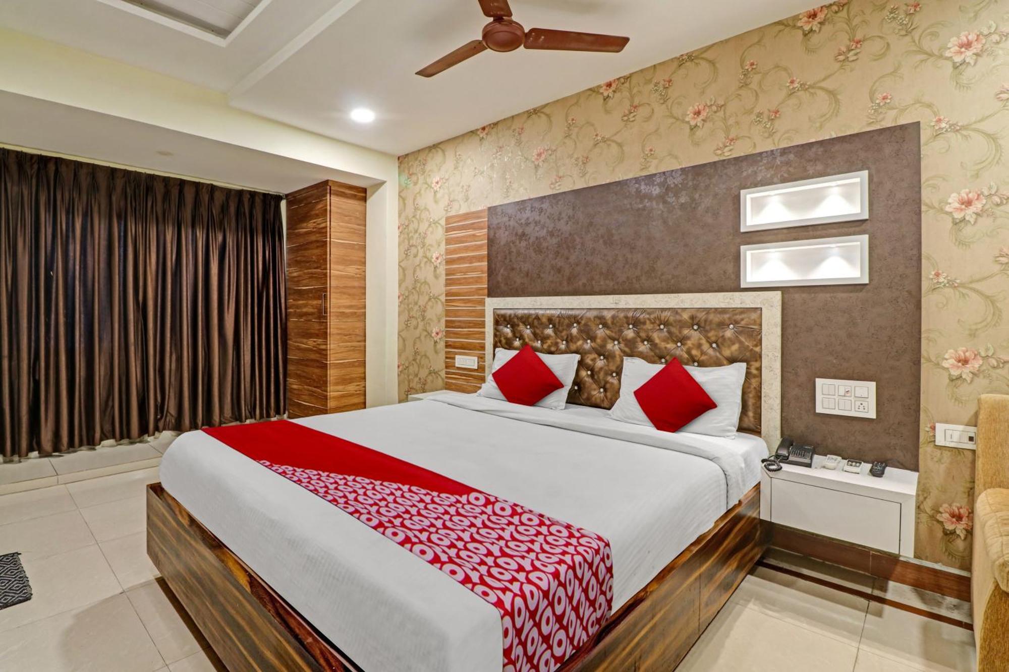 Hotel O Aditya Grand Inn Guntur Exterior photo